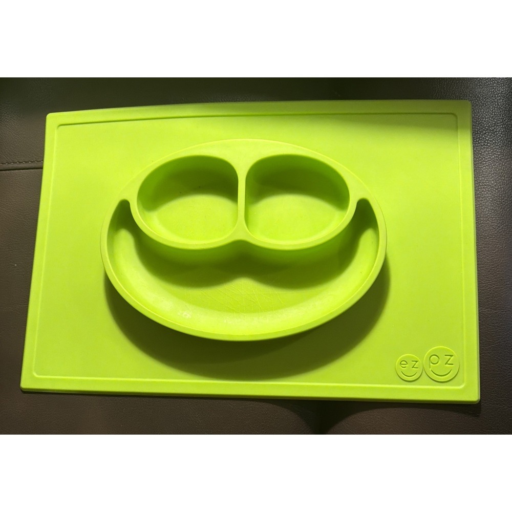 ezpz Green 100% Silicone Suction Placemat/Divided Plate Used